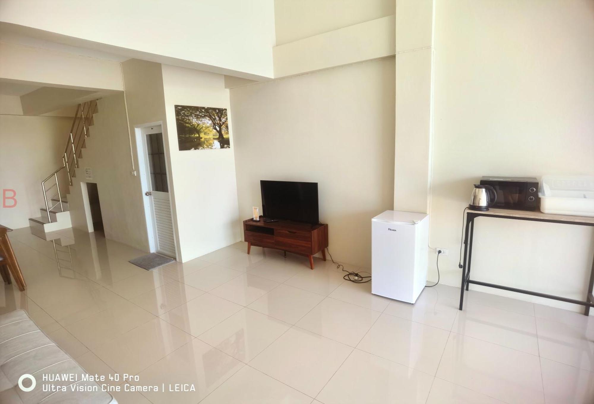 Yyk Hostel 24H Ban Khlong Krang Екстер'єр фото