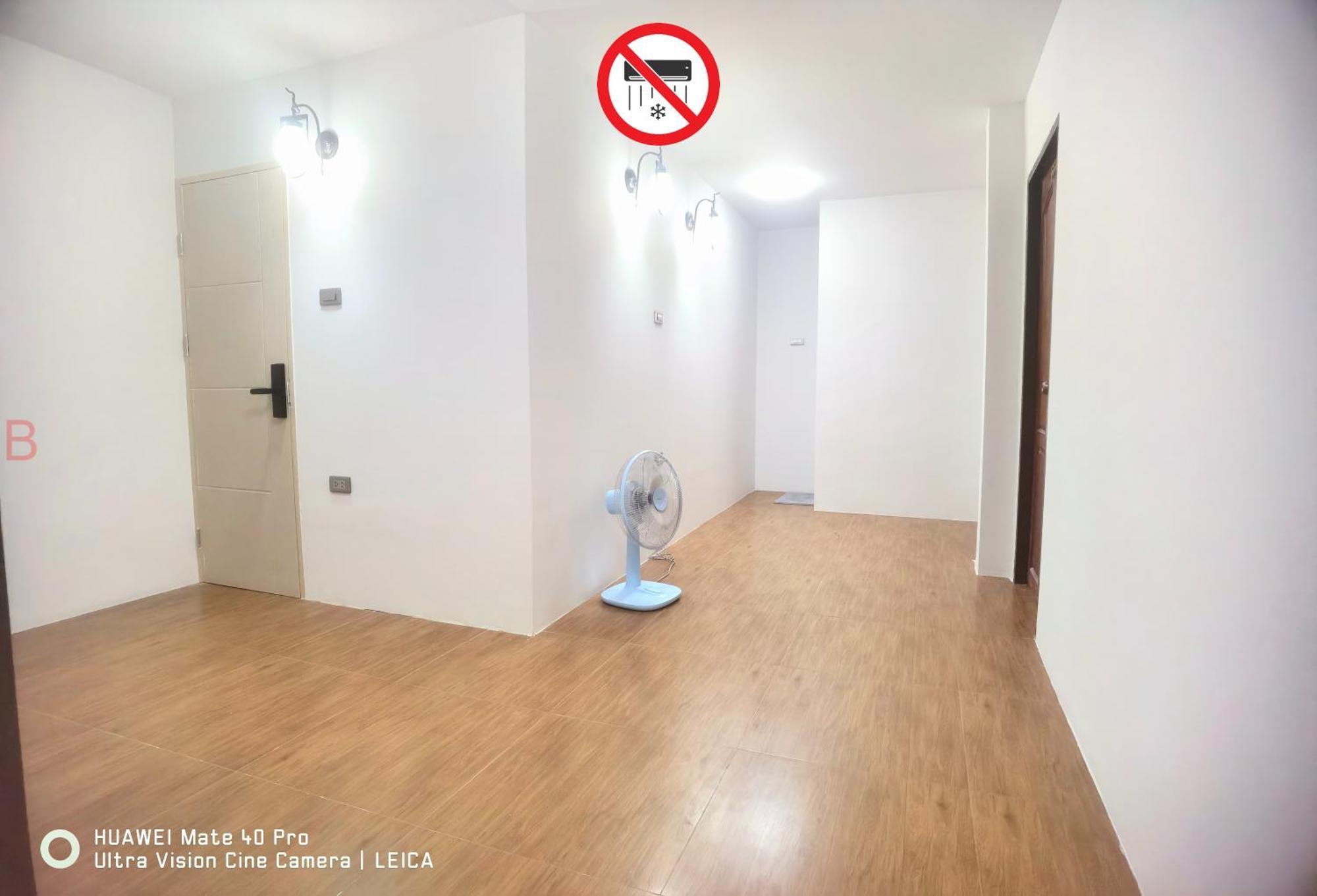 Yyk Hostel 24H Ban Khlong Krang Екстер'єр фото