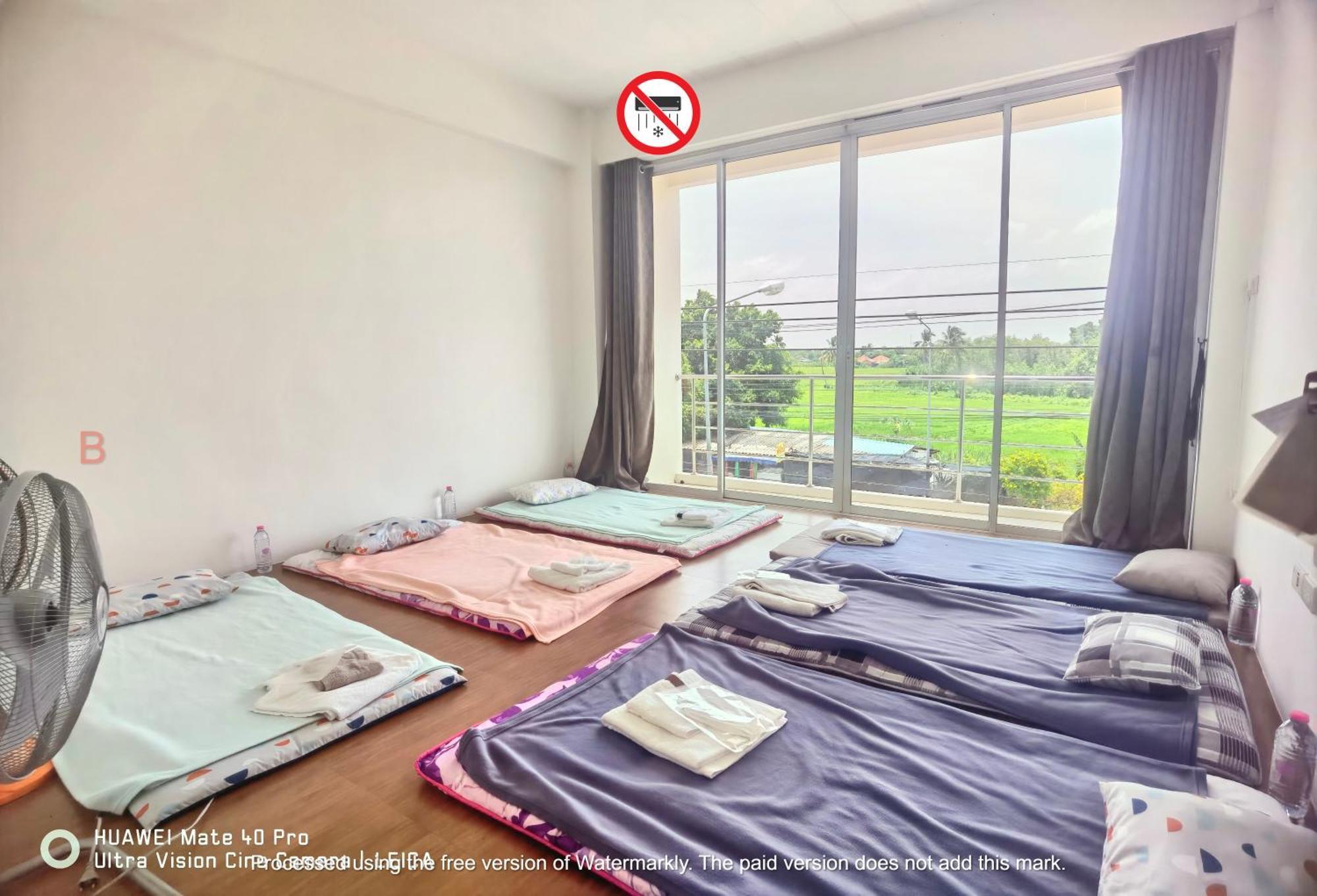 Yyk Hostel 24H Ban Khlong Krang Екстер'єр фото